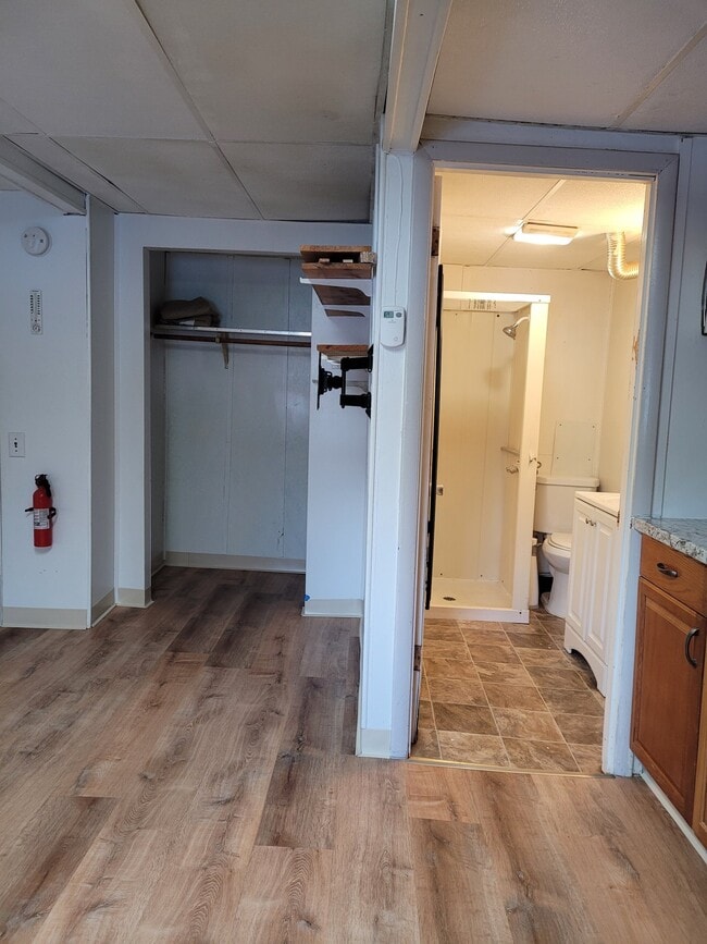 Photo - 1128 Hess Ave Unit 19