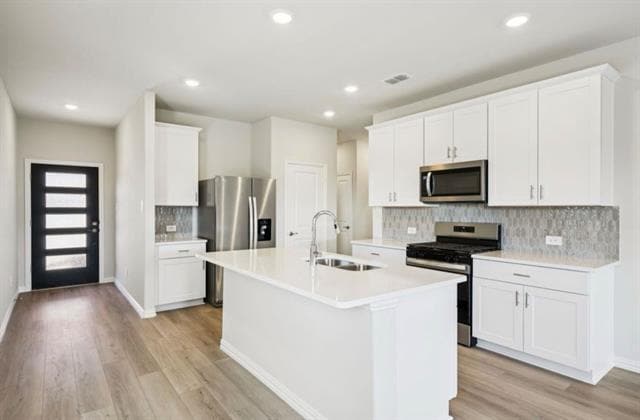 Photo - 517 Clover Crk Dr