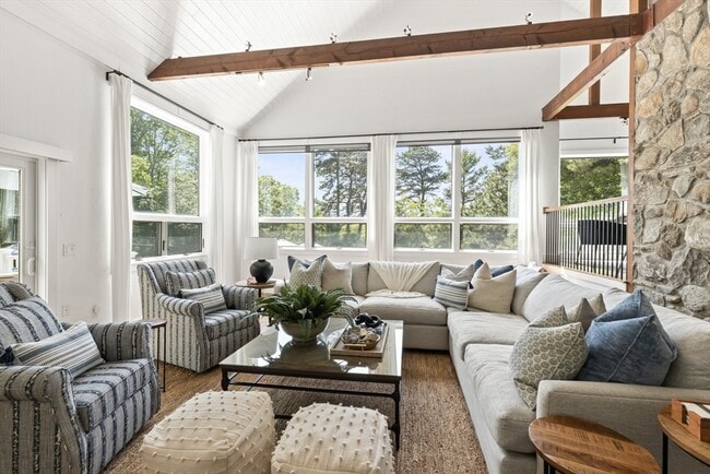 Photo - 65 Starboard Ln