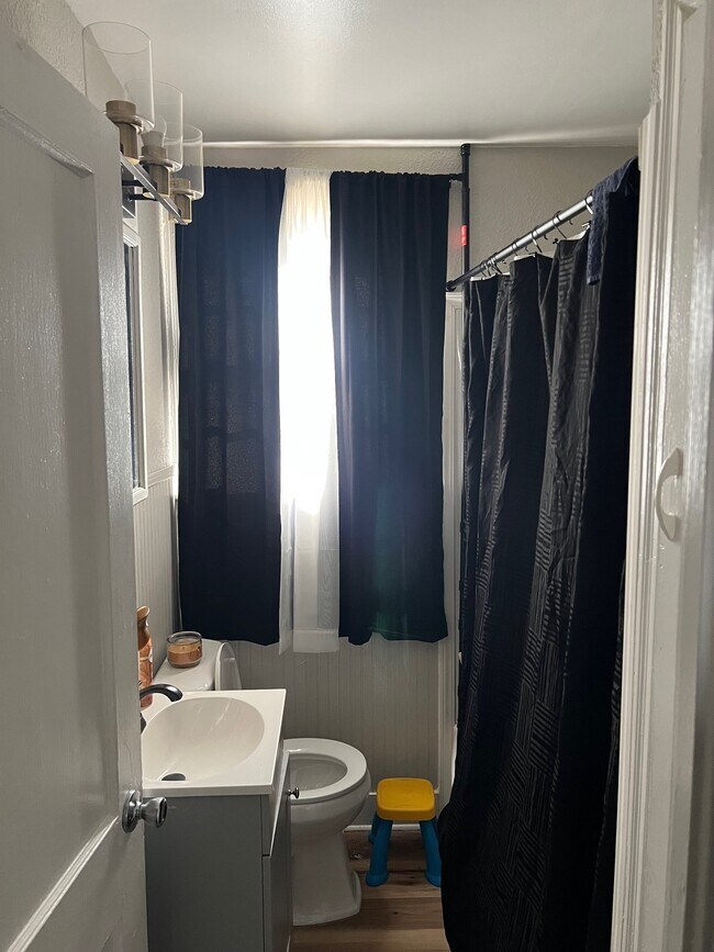 Photo - 134 E Duncan Ave