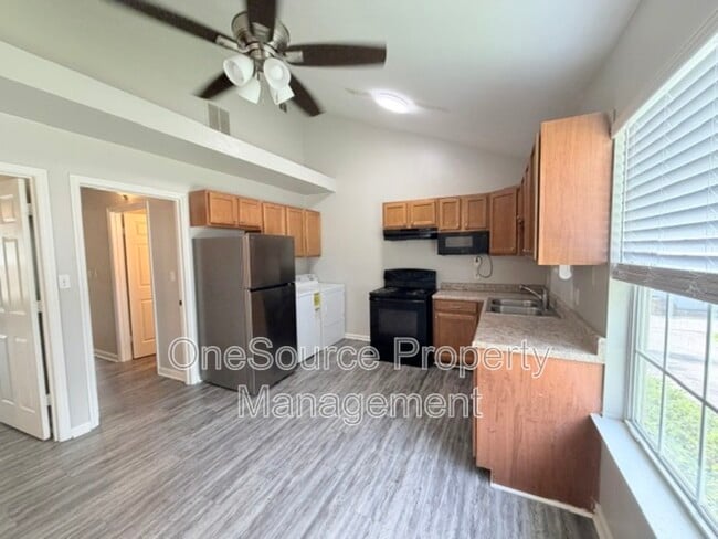 Photo - 1707 S Calhoun St