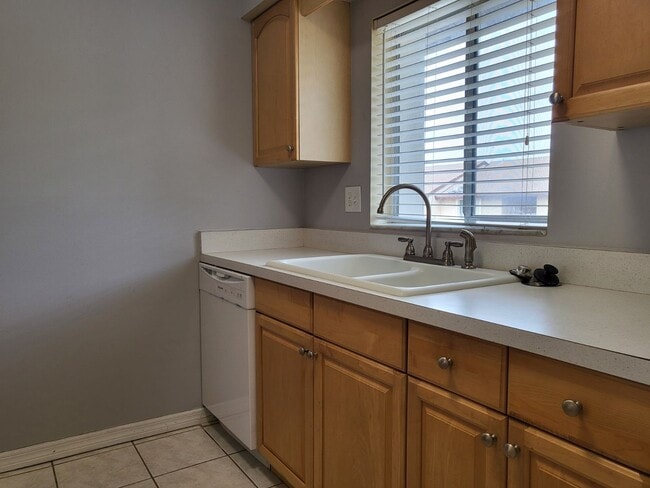 Photo - Fruitville & Tuttle area