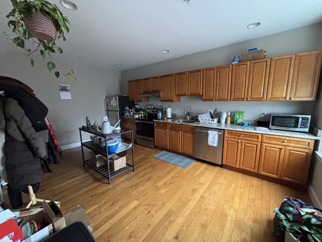 Photo - 57 E Butler Ave Unit 2C