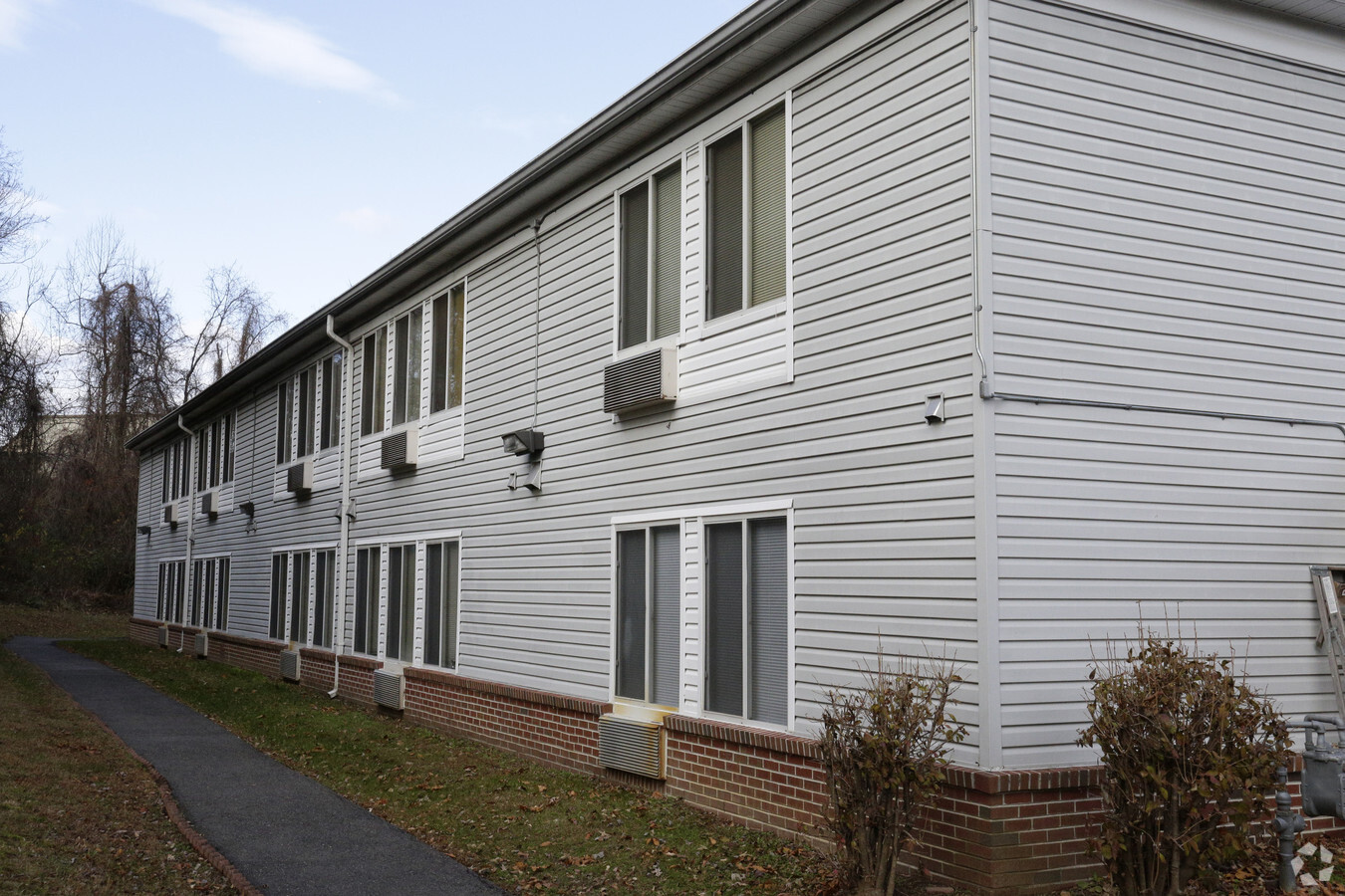Photo - Community Apartments