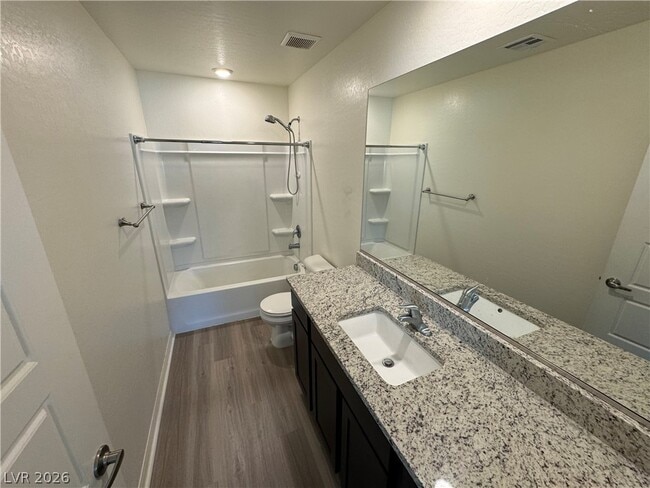 Photo - 4929 Finca St