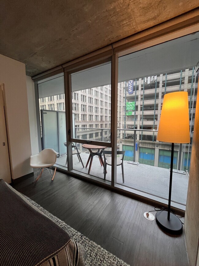 Photo - 70 W Madison St