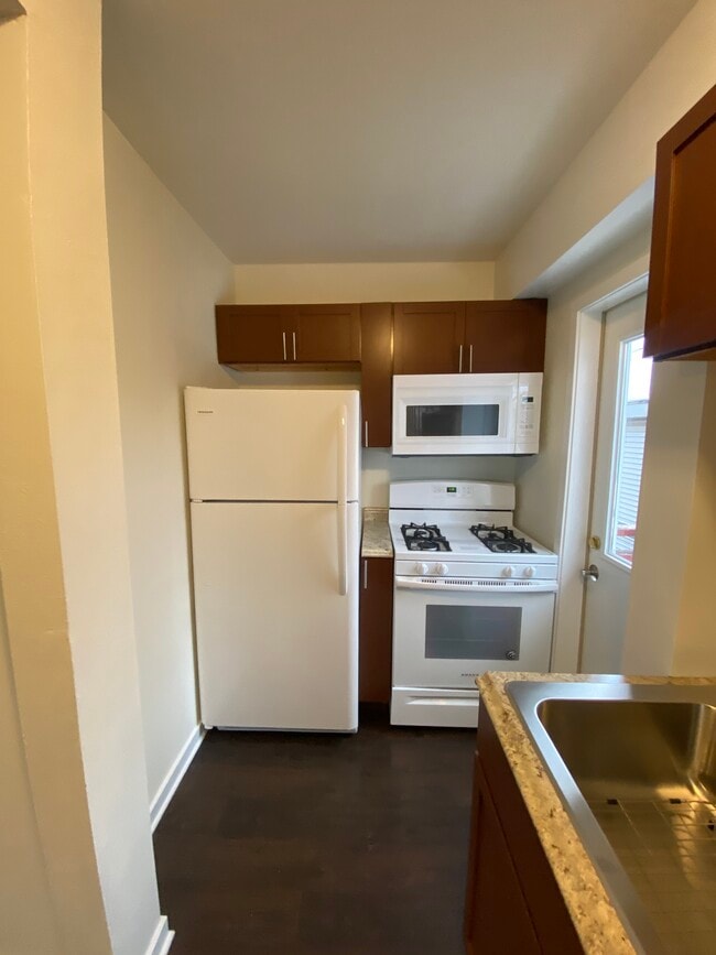 Photo - 206 Blair N St Unit 3
