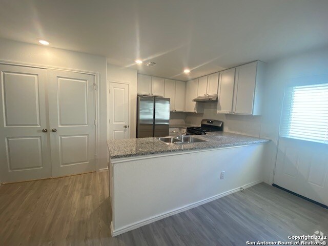 Building Photo - 1327 Flame Tanager Rental