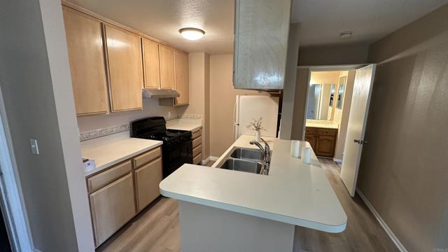 Photo - 1615 Hotel Cir S