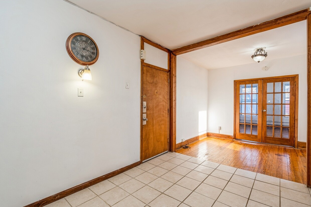 Photo - 35 Harmon St (Jersey City, NJ)