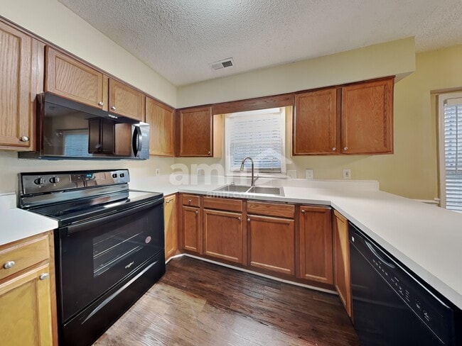 Photo - 4404 Garden Club St