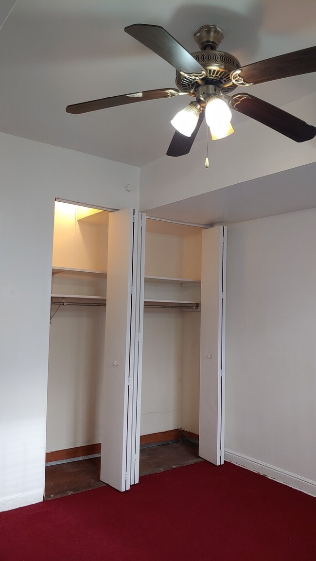 Master Bedroom - 1720 W 76th St Unit 202
