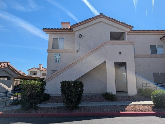 Building Photo - 3-BEDROOM CONDO FOR RENT IN NW LAS VEGAS Unit 204