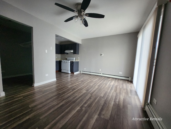 Photo - 3333 Commercial Ave