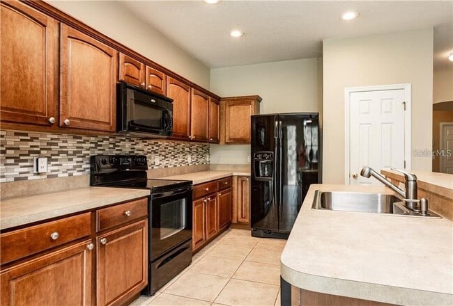 Photo - 512 Penny Royal Pl