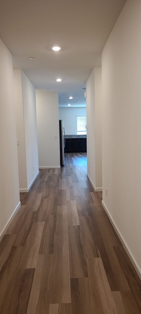 Photo - West Roseville Single Story Lennar Solar Pavia @ Fiddyment Farm, 4 bed, 2 ba 1772 sq foot - Park ...