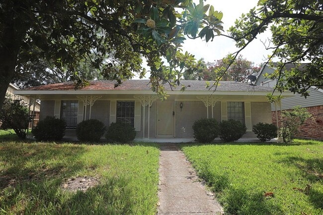 Building Photo - 11735 N Willowdale Cir