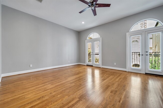 Photo - 542 Bomar St