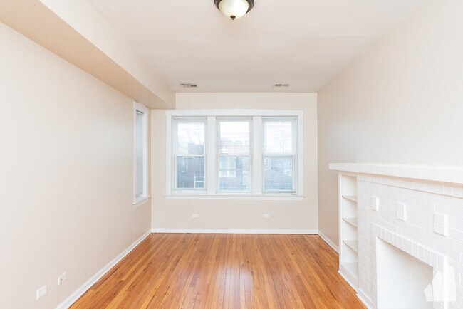 3749 W Sunnyside Ave Unit 02