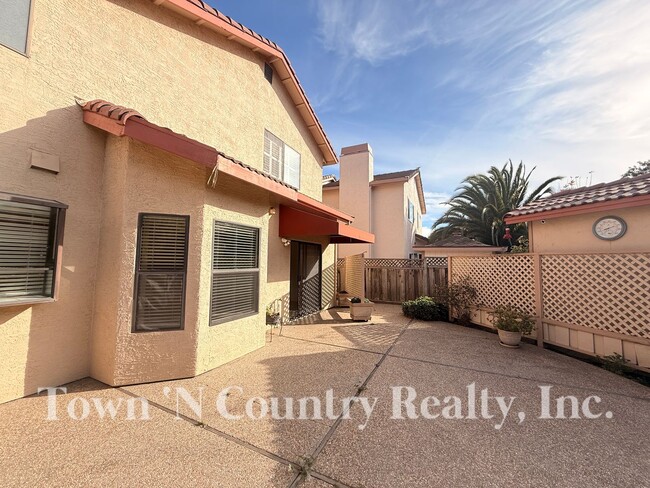 Photo - 139 Greenbriar Way