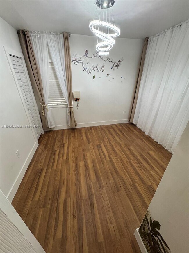 Photo - 110 NE 68th St Unidad B