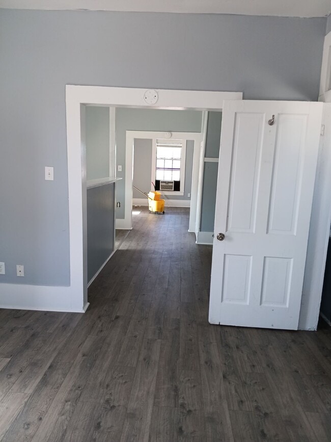 Photo - 215 W King Ave Unit 4