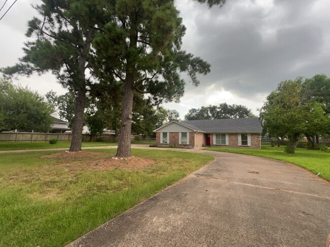 Photo - 30707 Martens Rd House