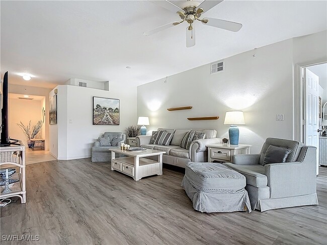 Building Photo - 6834 Lantana Bridge Rd Unit 102