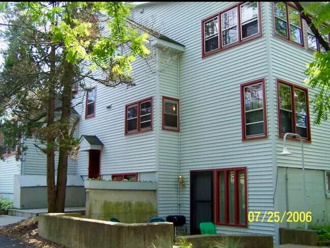 Photo - 1060 Danby Rd Apartments Unit 1060#4