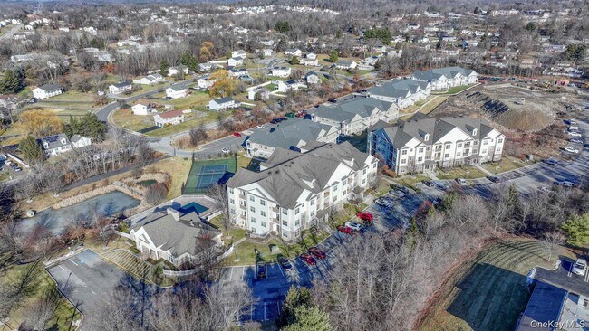 Photo - 937 Tower Ridge Cir