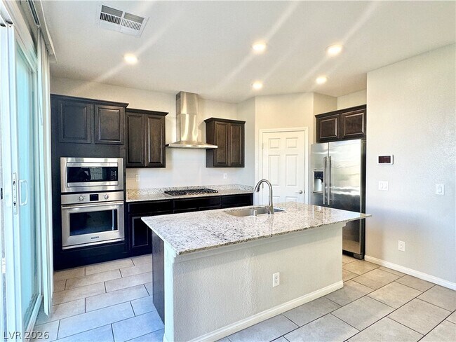 Photo - 2646 Topaz Blue St