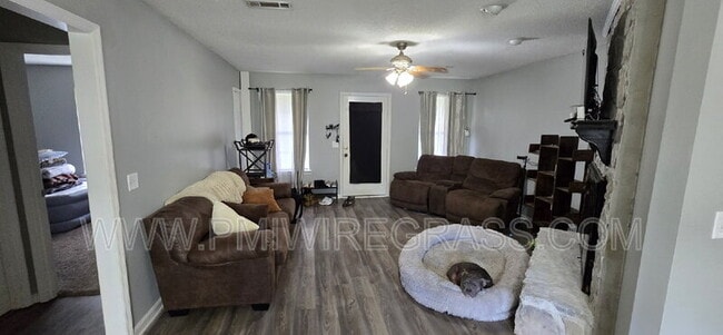 Photo - 115 Blossom Dr