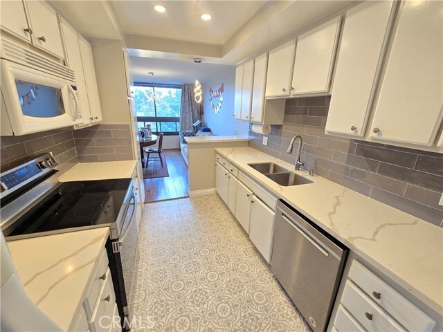 8828 Pershing Dr
