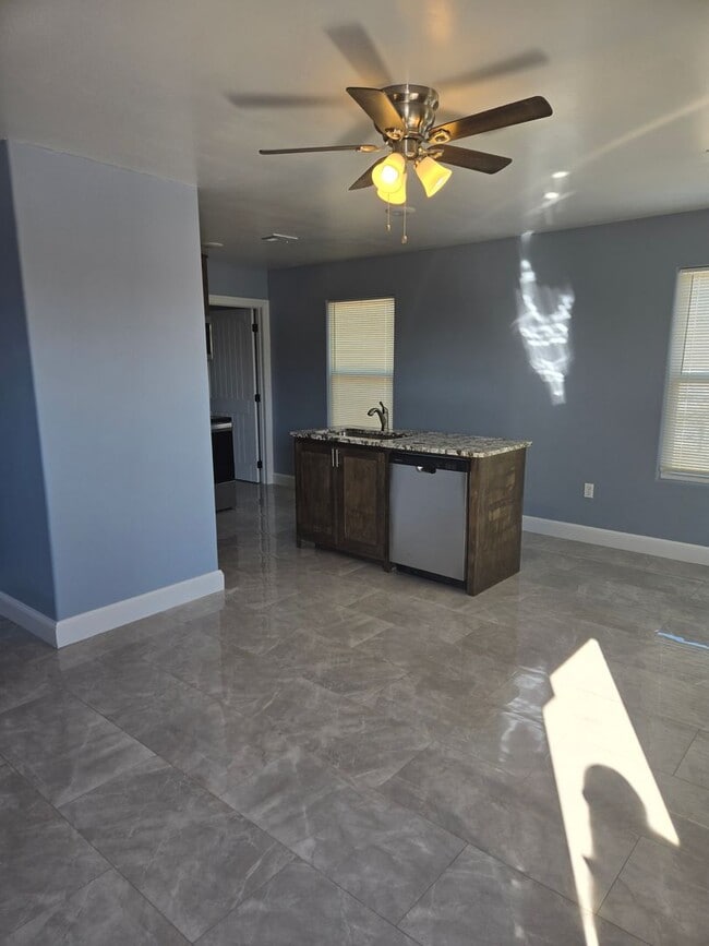 Photo - Charming 1 Bedroom Apartment