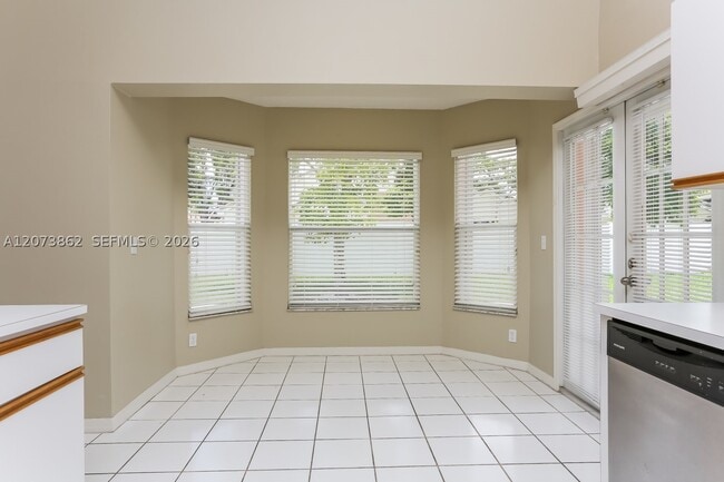 Photo - 576 NW 48th Ave