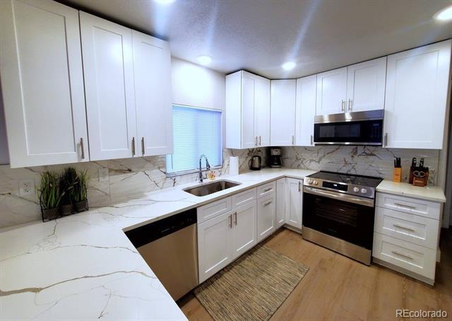 Photo - 42 S Hooker St