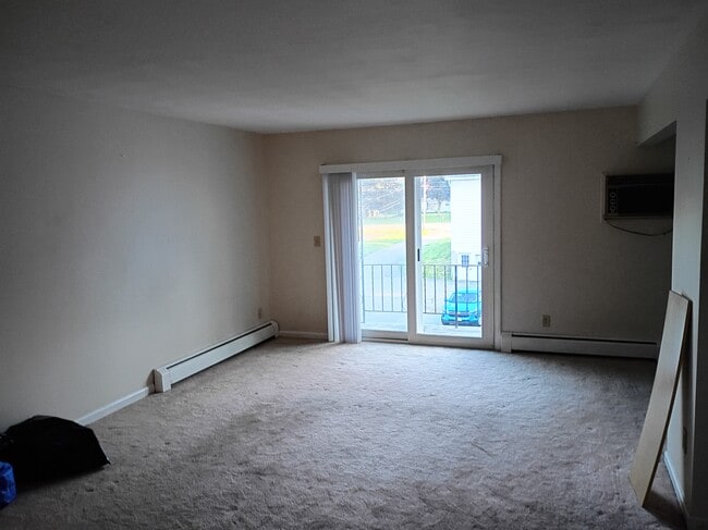 Building Photo - 6086 Brockport Spencerport Rd Unit 3 Rental