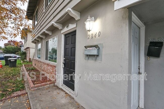 Photo - 2840 Sweet Way