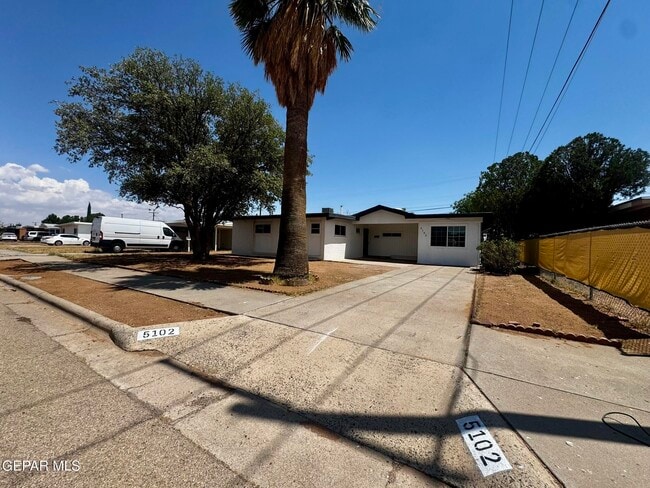 Photo - 5102 Beals St