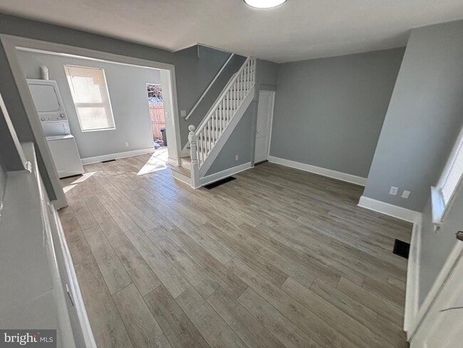 Building Photo - 542 Keystone Ave