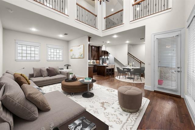 Photo - 723 Cameron Ct