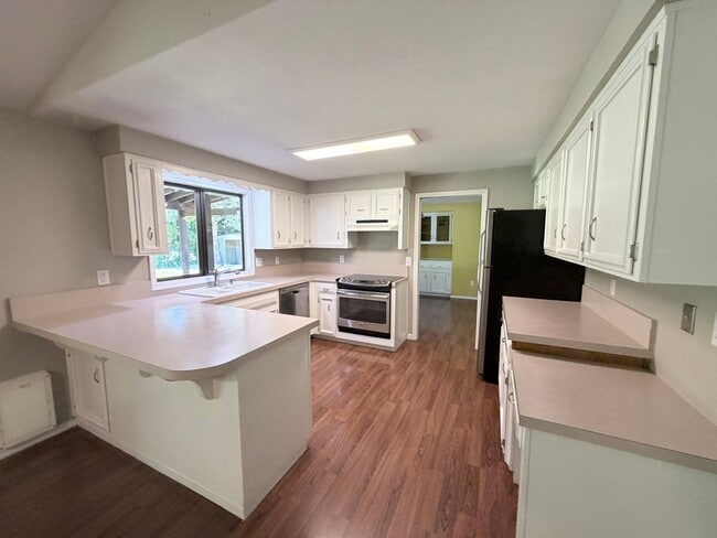 Photo - Well Maintained Three Bedroom Home in South Salem