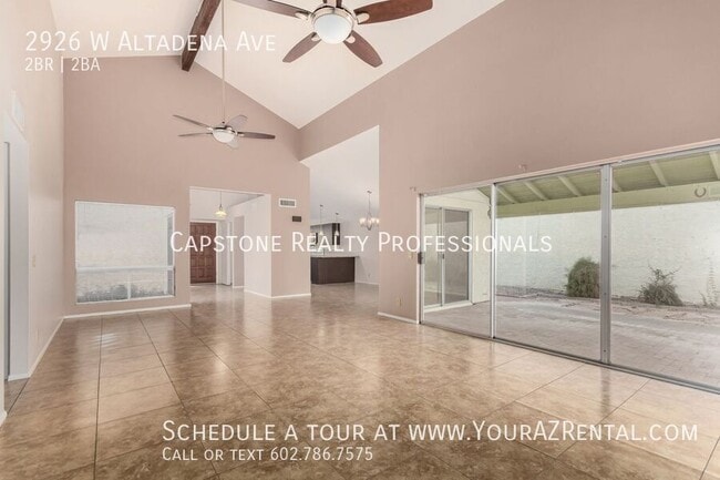 Building Photo - 2926 W Altadena Ave