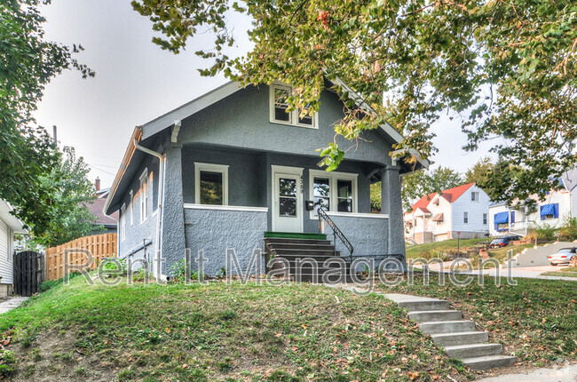 Building Photo - 4389 Mason St Rental