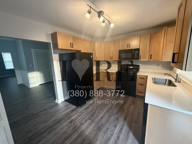 375 S Chillicothe St