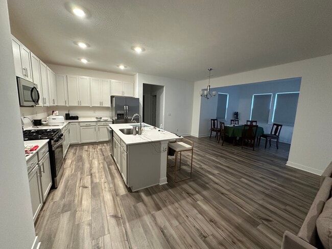 Photo - 2060 Dixon Crk Dr