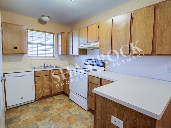 1419 Chapel Ridge Rd