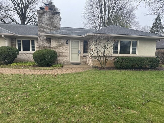 Photo - 3 Bedroom 2 Bath Ranch Home - Upper Arlington Schools