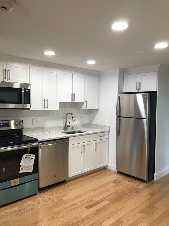 Photo - Allston 2 Bed – No Broker Fee – Heat & Hot Water Included – 6/1