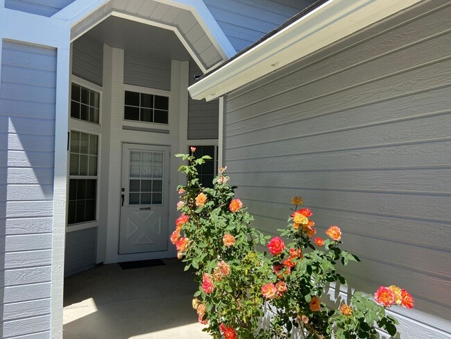 Photo - Coming Up Roses - NW Reno 4 Bedroom/3 Car Garage Single Story House
